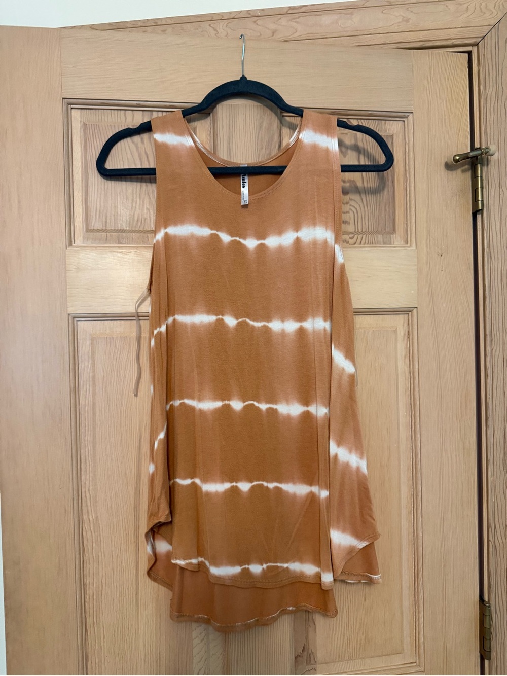 Azules Rust and White Tie-Dye Scoop Neck Tank